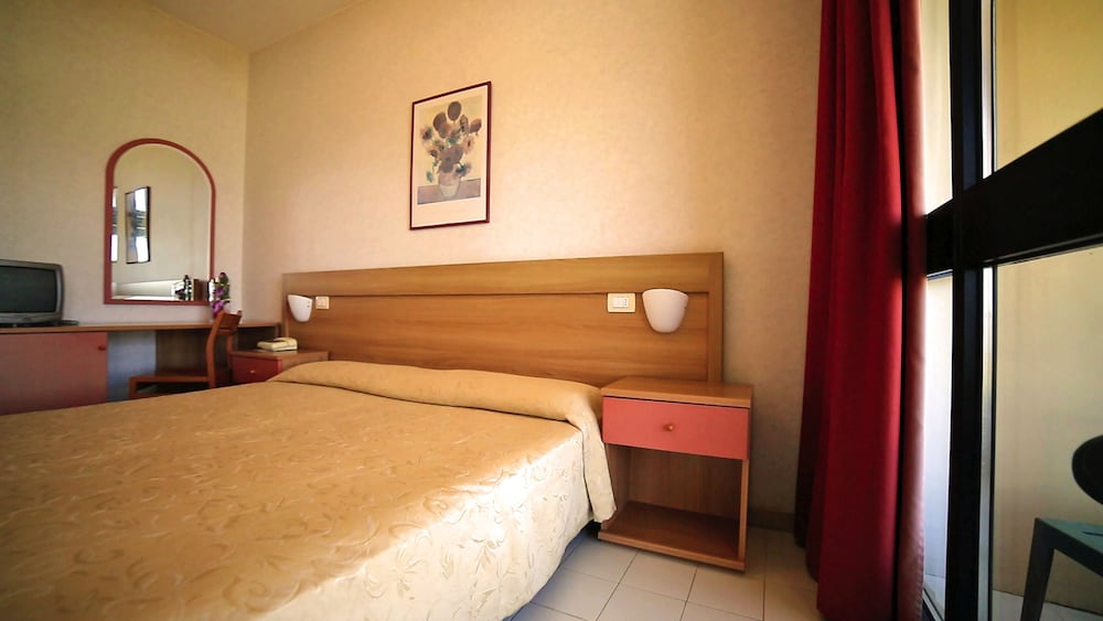 Quadruple Room photo 2