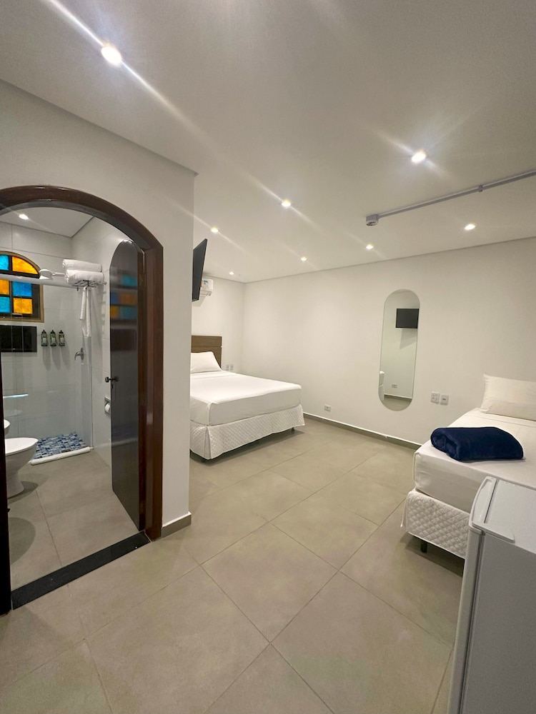 Family Quadruple Room photo 1