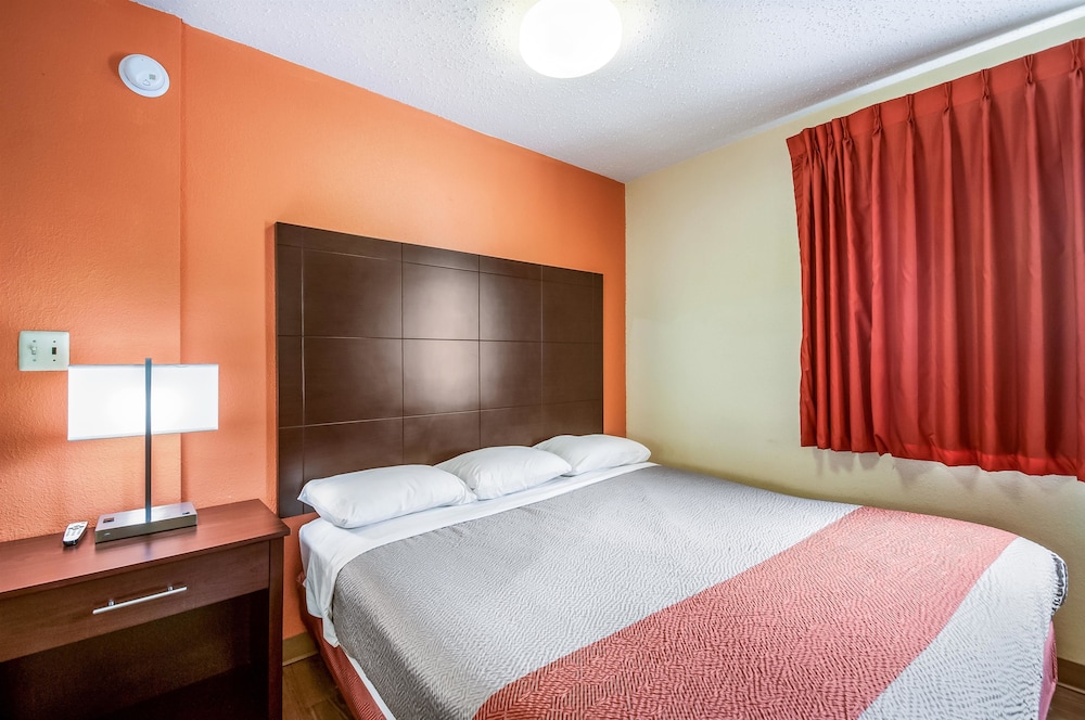Standard Room, 1 Double Bed, Accessible, Non Smoking photo 1