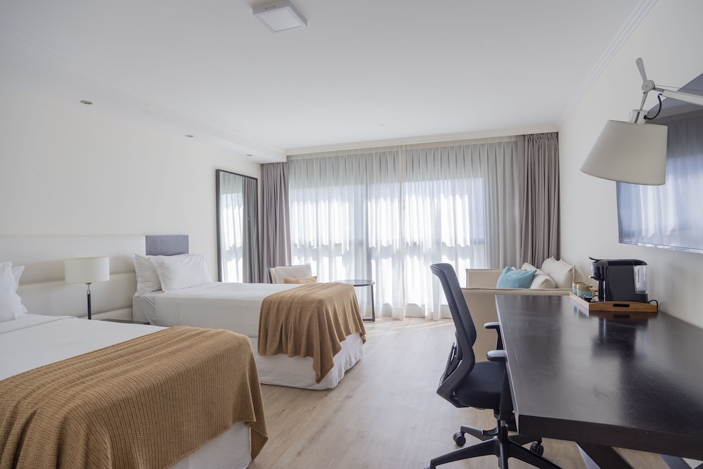 Premium Room, 2 Twin Beds - Photo 1