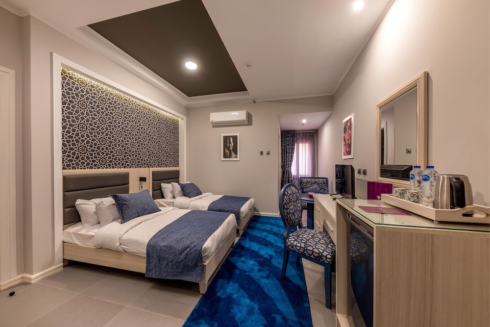 Basic Twin Room