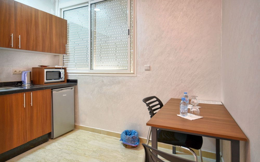 Double Room, Ensuite, Pool View photo 3