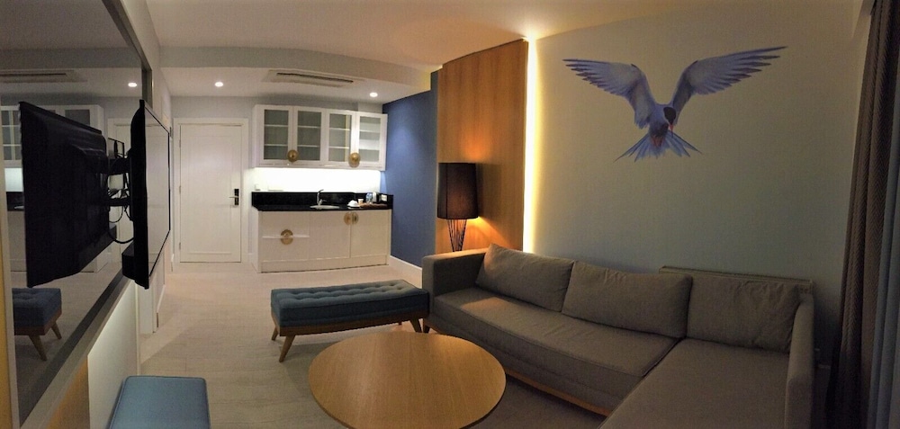 Comfort Suite photo 3