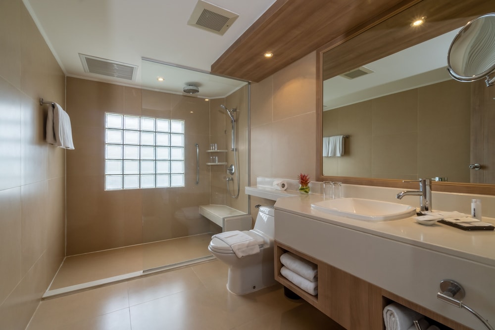 Penthouse, 2 Bedrooms - Photo 3