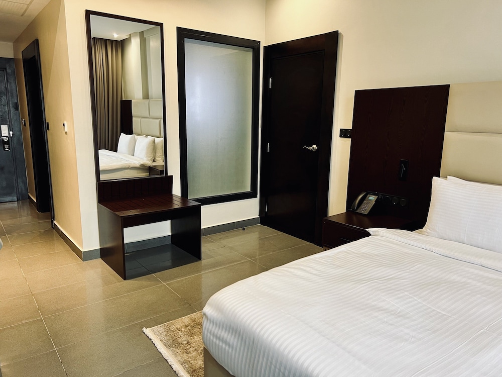 Deluxe Double or Twin Room photo 1