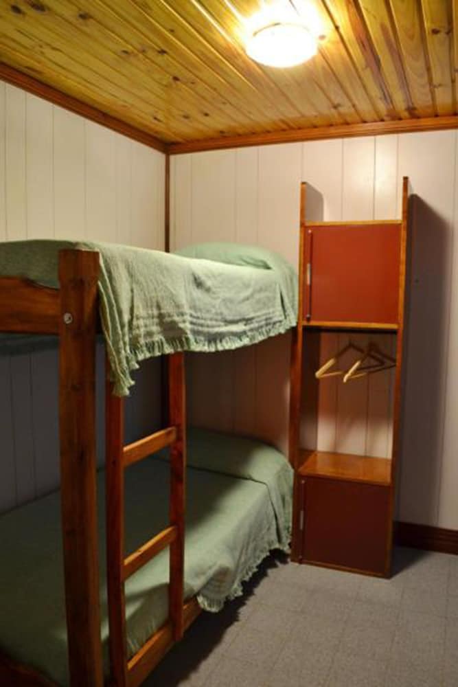 Economy Twin Room, Private Bathroom photo 1