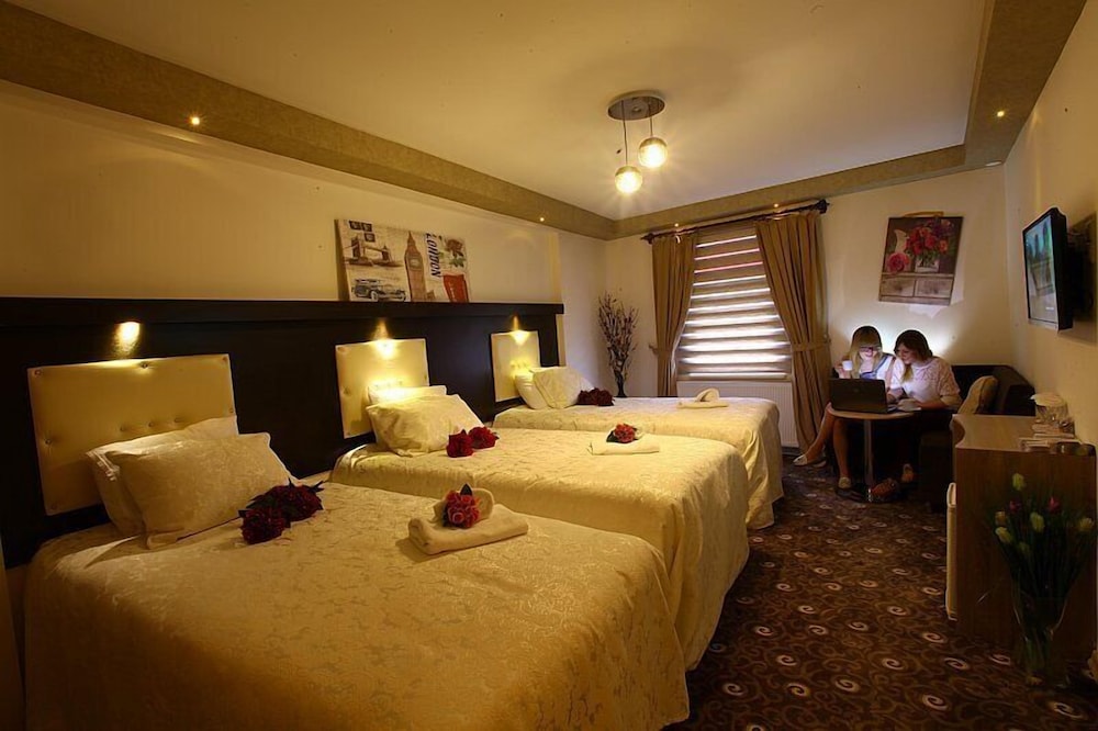 Standard Triple Room photo 3