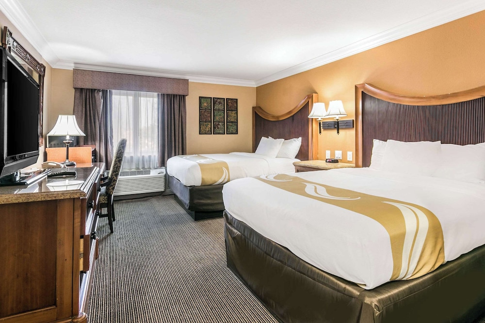 Room, 2 Queen Beds, Non Smoking