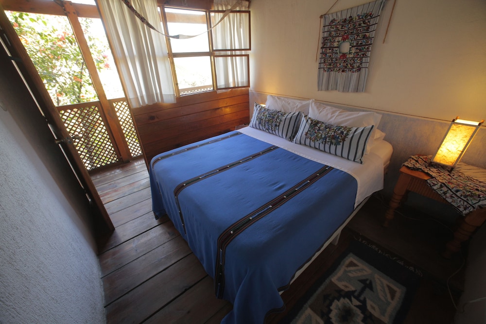 Economy Room, 1 Double Bed, Shared Bathroom photo 1