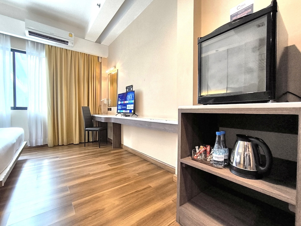 Deluxe Twin Room photo 2