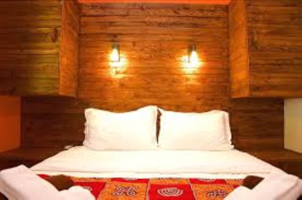 Family Bungalow, 2 Bedrooms, Kitchen