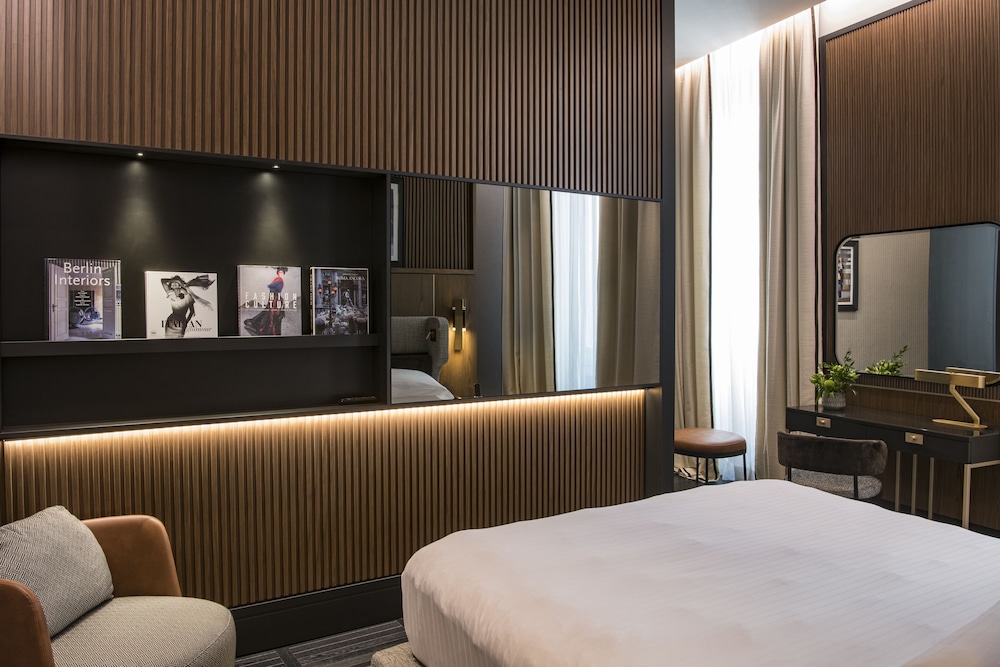 Prestige Room - Photo 1