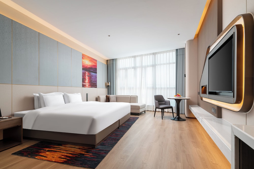 Basic Single Room, City View