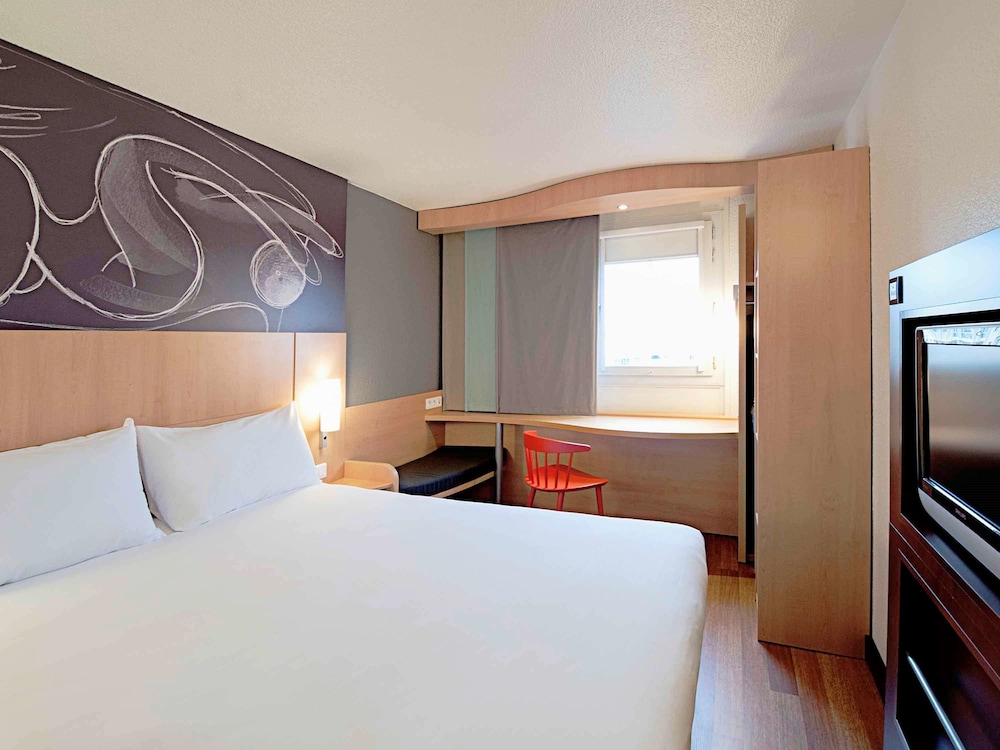 Standard Room, 2 Twin Beds - Photo 3