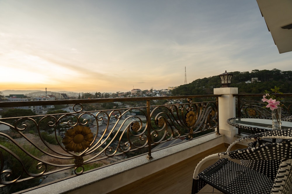 Superior Double Room, Balcony - Photo 2