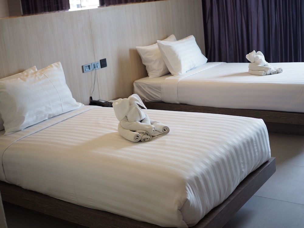 Urban Twin Room - Photo 8