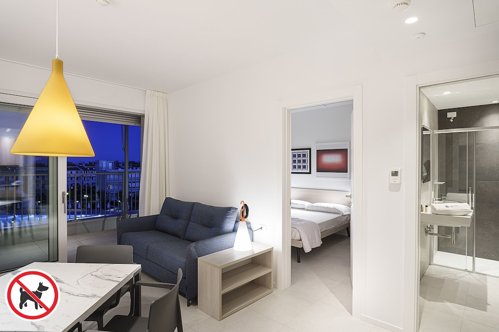 Prestige Apartment, 1 Bedroom, Sea View photo 1