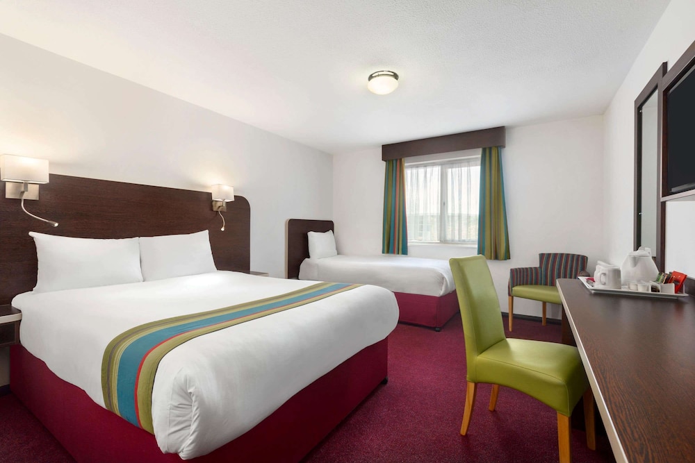 Room, 2 Twin Beds - Photo 1