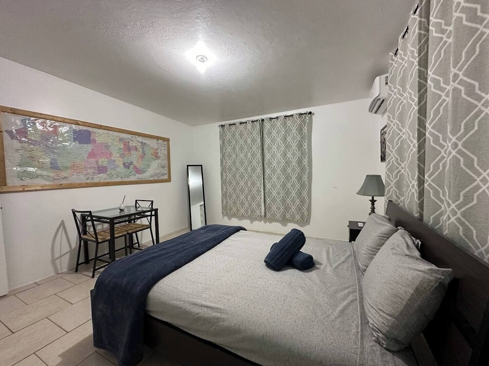 Apartment photo 3