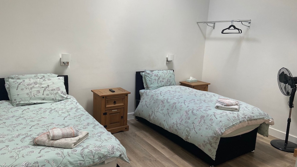 Comfort Twin Room, 2 Bedrooms, Non Smoking, Ensuite photo 2