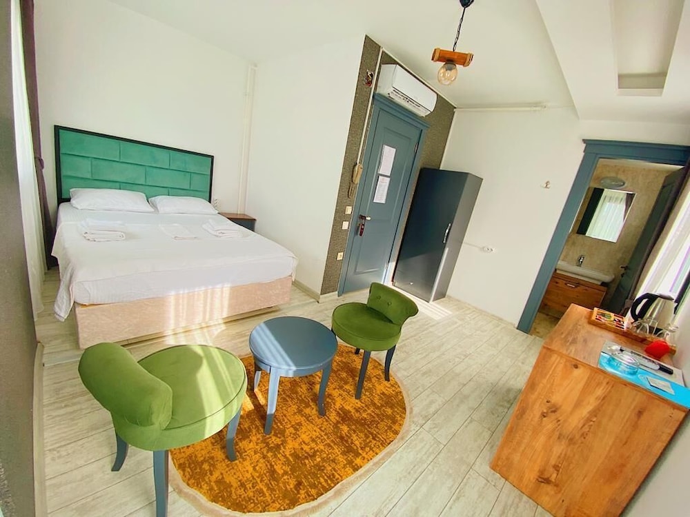 Economy Double Room - Photo 1