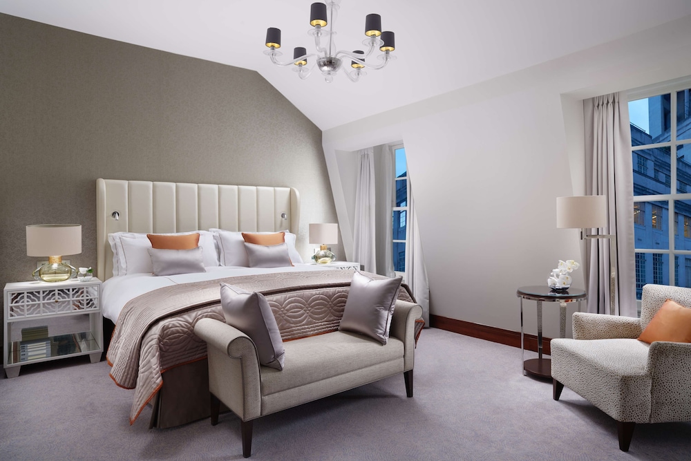 Conrad Suite