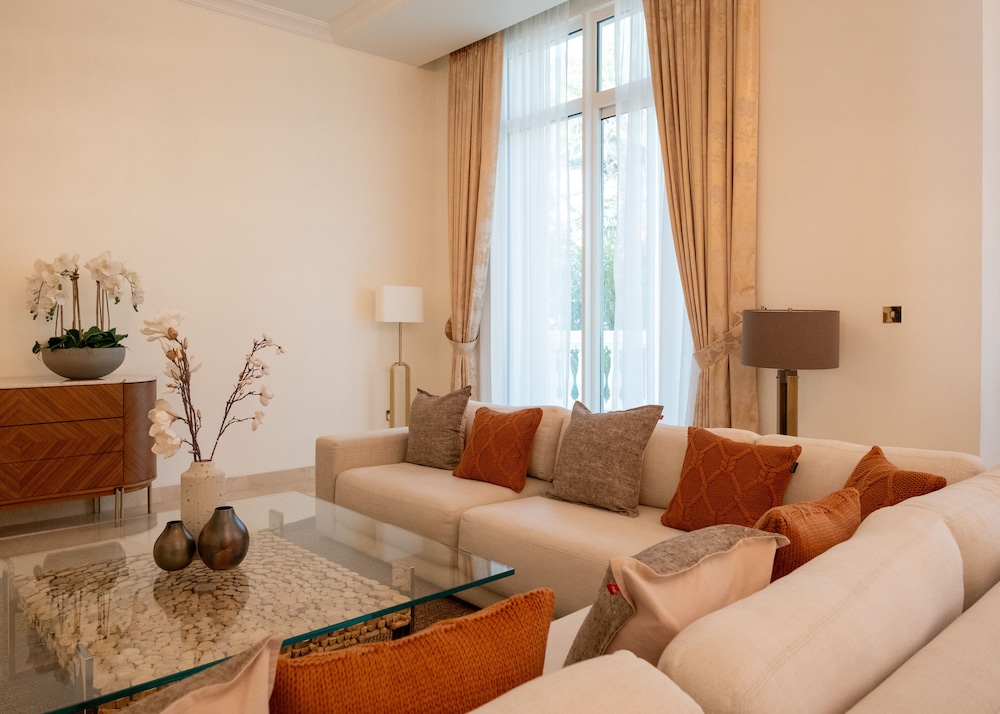 Villa, 5 Bedrooms, Private Pool, Garden View (Royal 5 Bedroom Villa) thumbnail 5