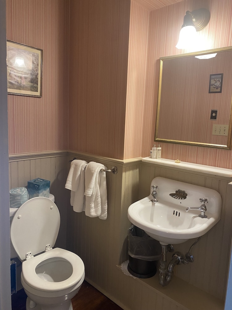 Standard Room (Shower Windsor) photo 3
