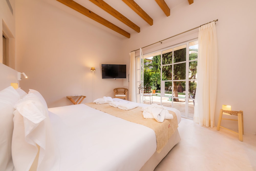 Superior Double Room, Terrace (Sa Dragonera)