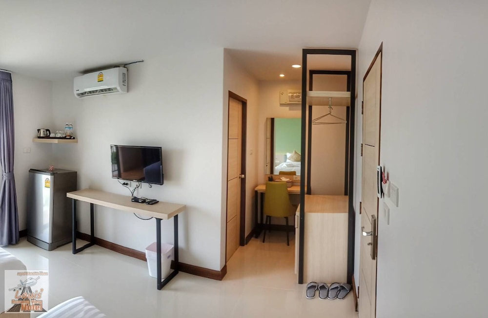 Basic Twin Room - Photo 2