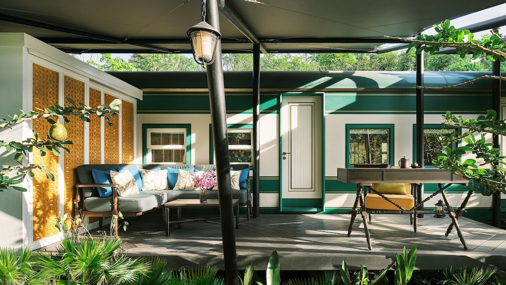 Suite, 1 Bedroom (Heritage Railcar) - Photo 9