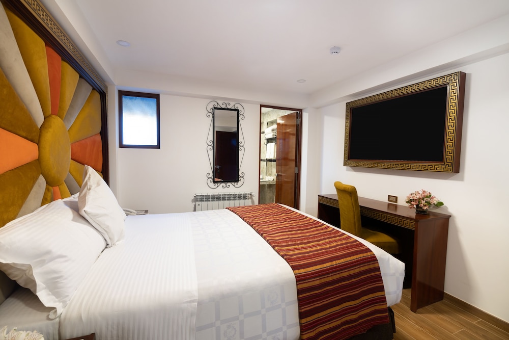 Single Room - Photo 2