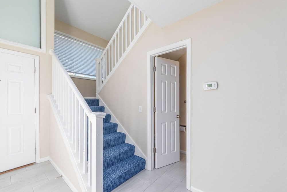 Townhome, 2 Bedrooms photo 3