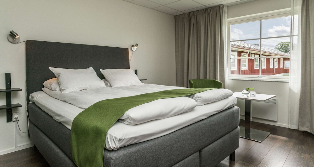 Standard Room, 1 Twin Bed, Non Smoking, Refrigerator photo 2
