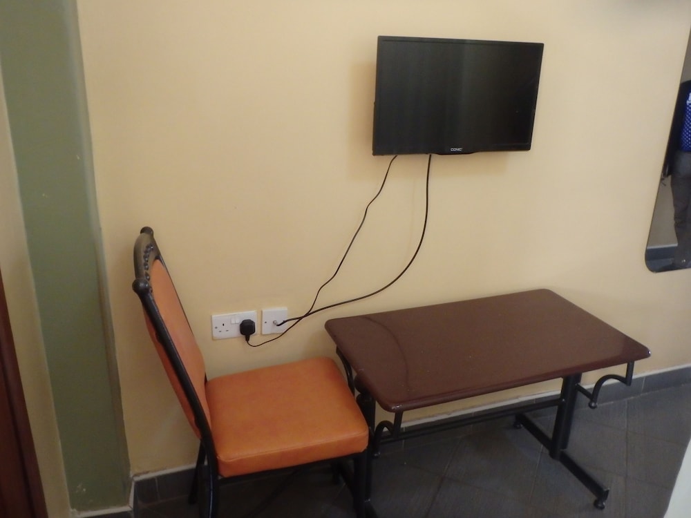 Standard Twin Room photo 3