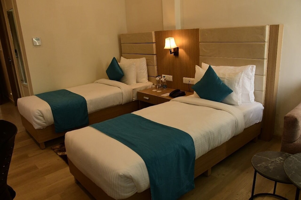 Executive Room - Photo 2