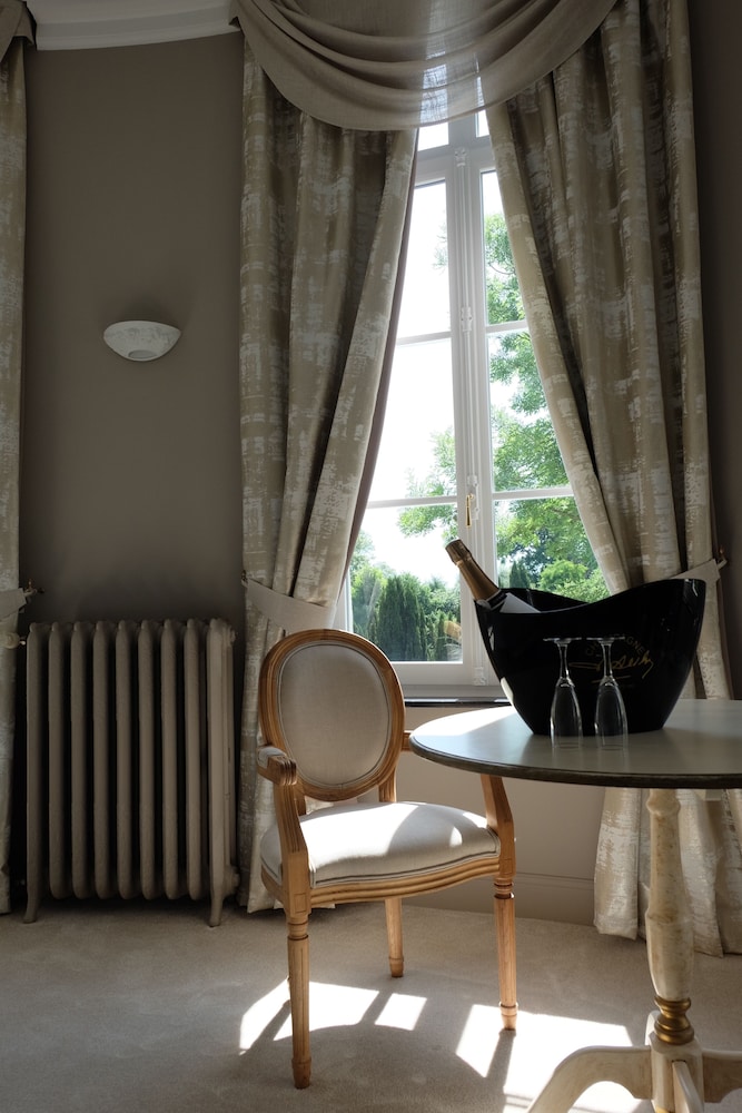 Honeymoon Room photo 2
