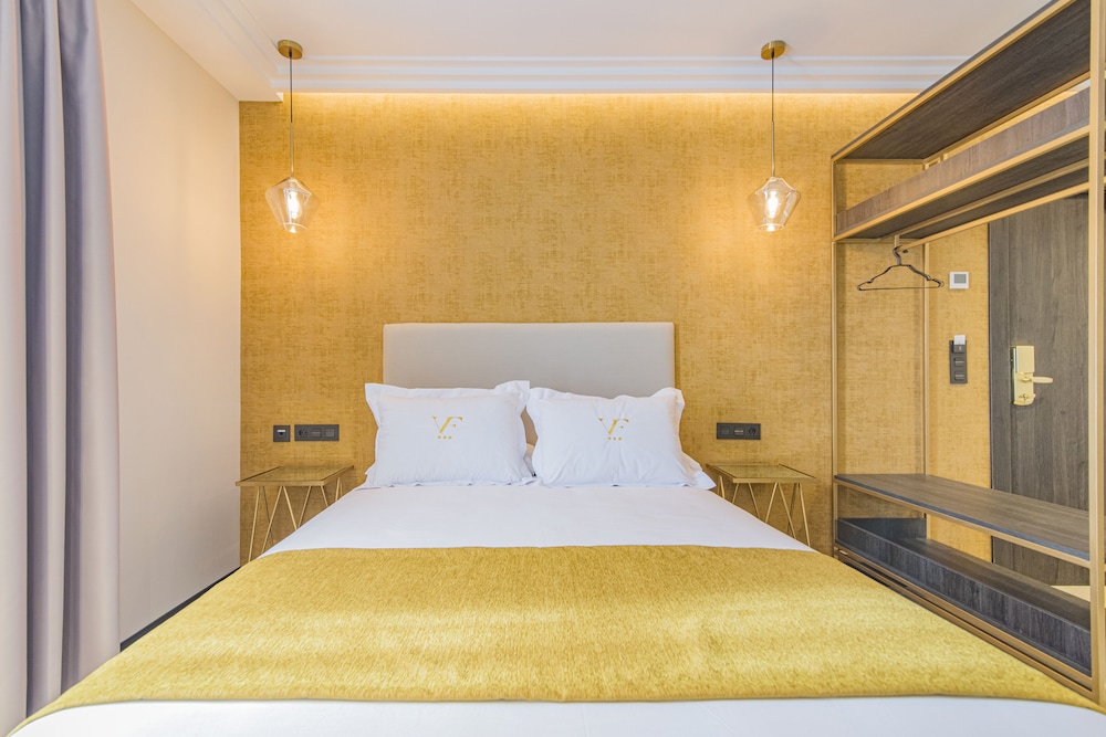 Basic Double or Twin Room photo 3