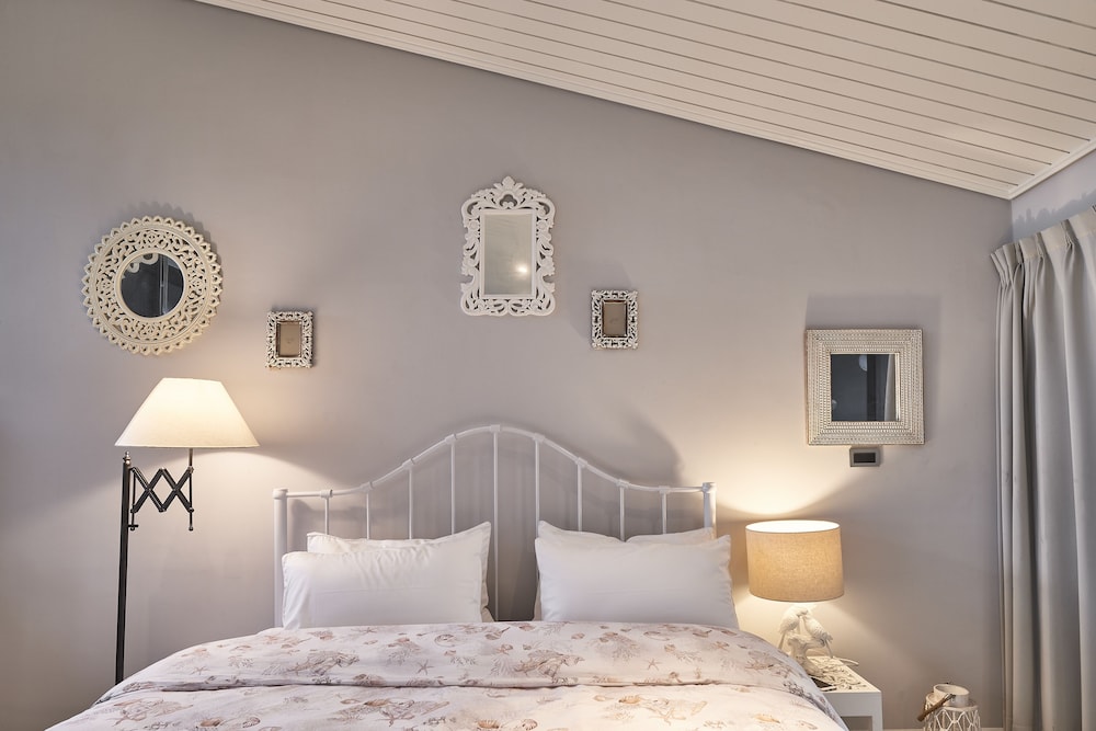 Elite Double Room, 1 Queen Bed photo 3
