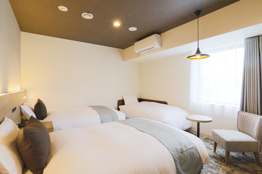 Deluxe Twin Room, Non Smoking - Photo 15
