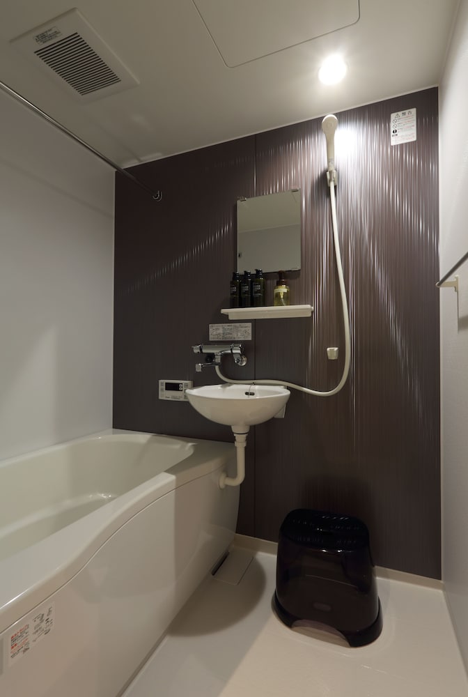 Standard Twin Room - Photo 2
