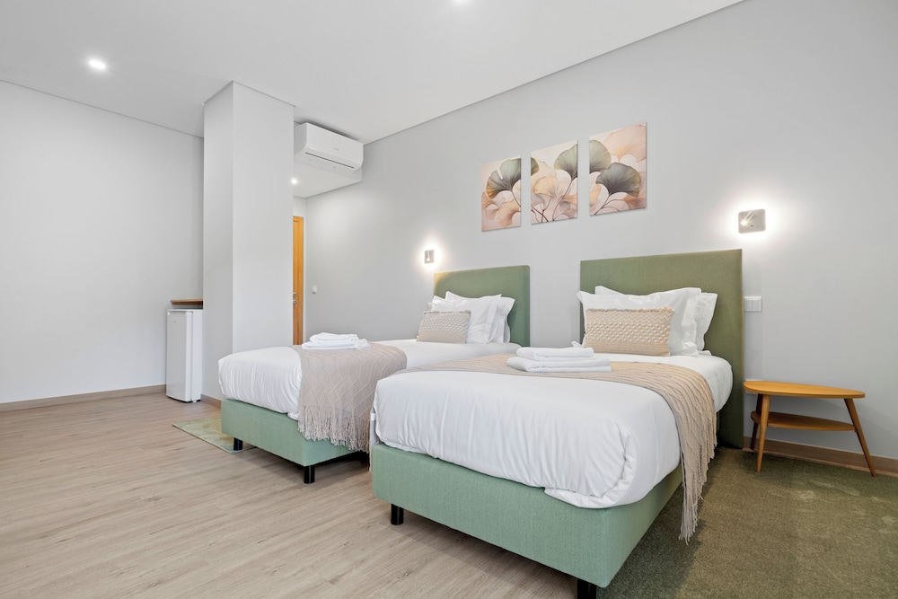 Large Double or Twin Room photo 1