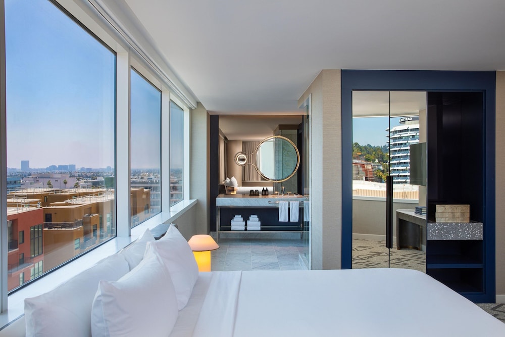Suite, 1 King Bed