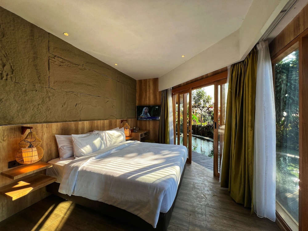 Luxury Villa, 4 Bedrooms, Private Pool, Garden View