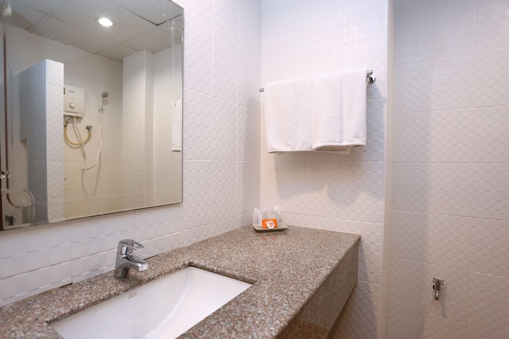 Standard Room (Twin Bed) - Photo 3