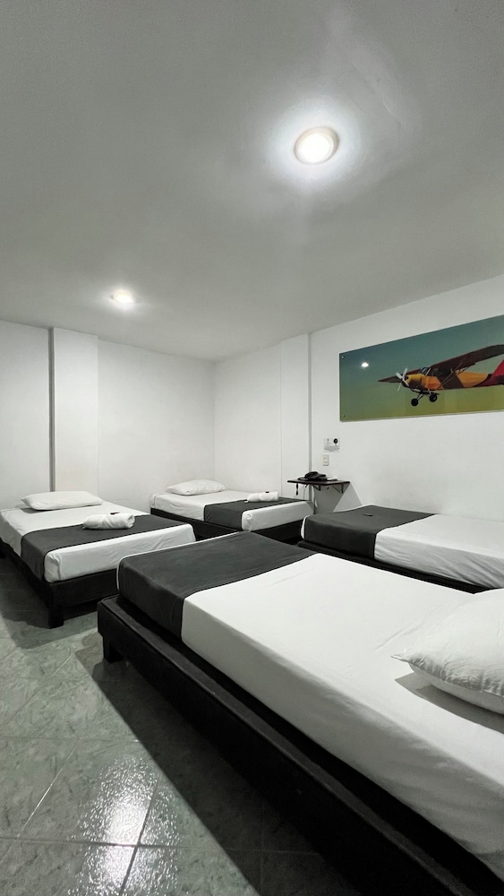 Standard Quadruple Room photo 2