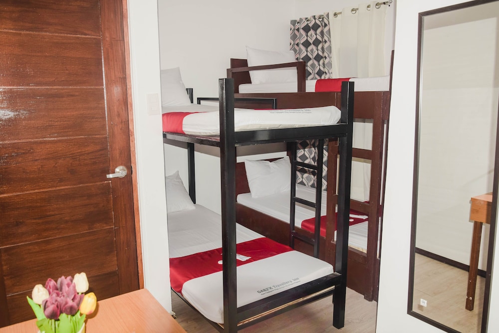 Deluxe Quadruple Room - Photo 8