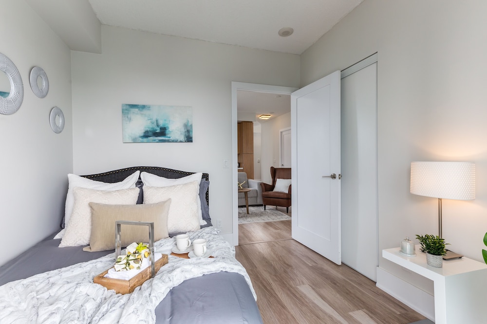Deluxe Condo, 3 Bedrooms, Non Smoking, City View