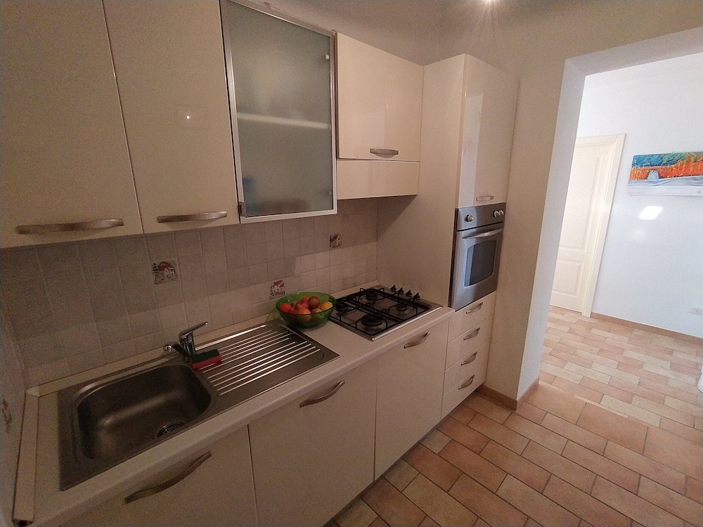Apartment, 3 Bedrooms, Patio, Garden Area (Italia) photo 3