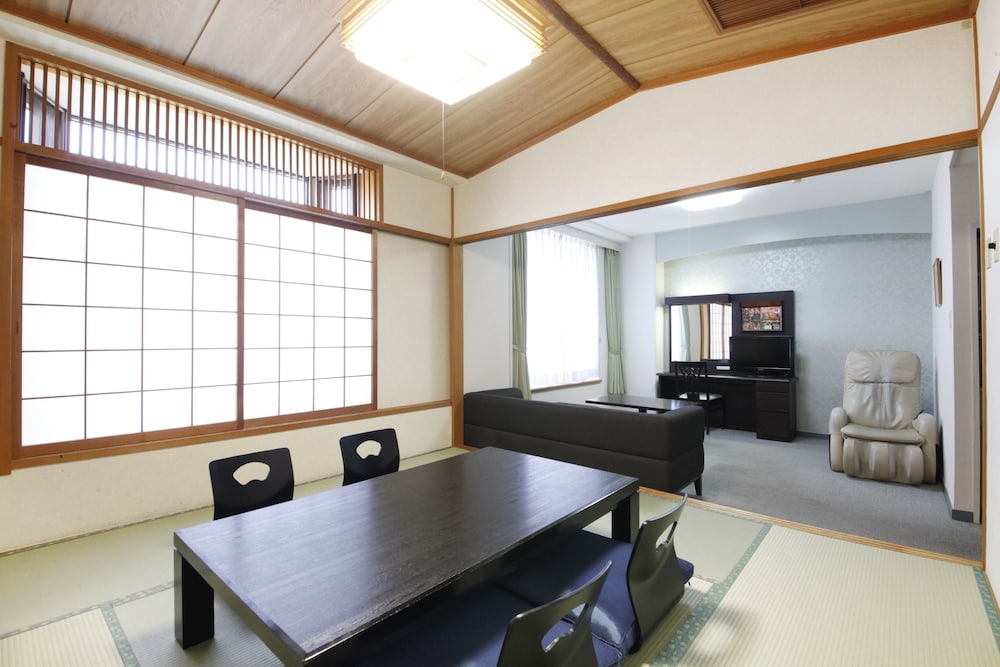 Japanese Western Style Room(Check-in at Hotel Gotemba Kogen Hotel)